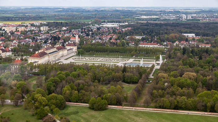 Oberschleißheim Luftbild aus Zeppelin: Schlossanlage Schleißheim - Neues Schloss und Schlosspark Neues Schloss Schleißheim Schlosspark Schleißheim
