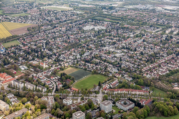 Luftbild aus Zeppelin: Bogenhausen - Englschalking mit Denning München