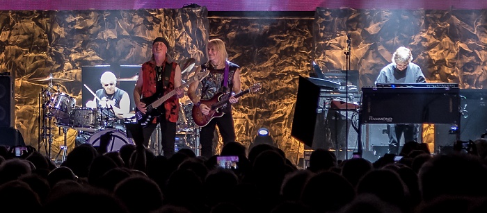 Olympiahalle: Deep Purple (+ Monster Truck) München Ian Paice, Roger Glover, Steve Morse, Don Airey