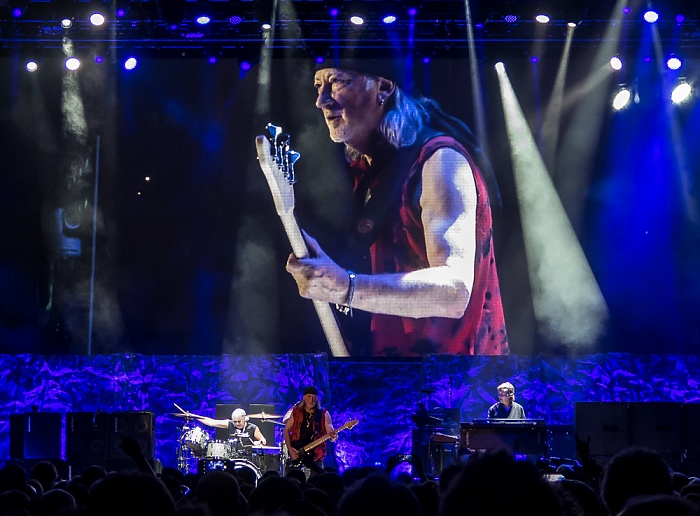 Olympiahalle: Deep Purple (+ Monster Truck) München Roger Glover