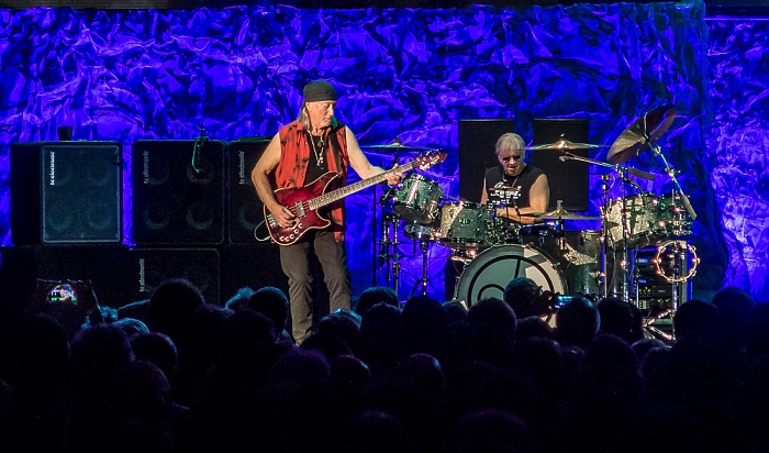 Olympiahalle: Deep Purple (+ Monster Truck) München Roger Glover, Ian Paice
