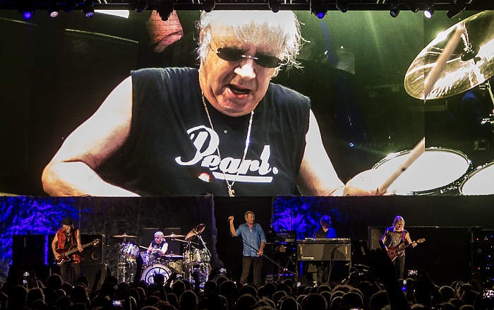 Olympiahalle: Deep Purple (+ Monster Truck) München Ian Paice