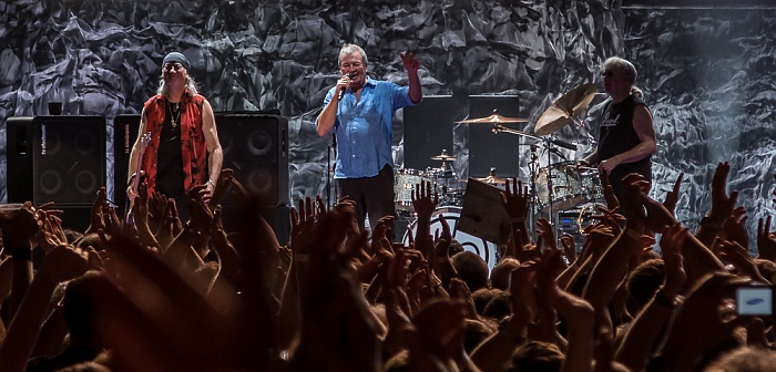 Olympiahalle: Deep Purple (+ Monster Truck) München Roger Glover, Ian Gillan, Ian Paice