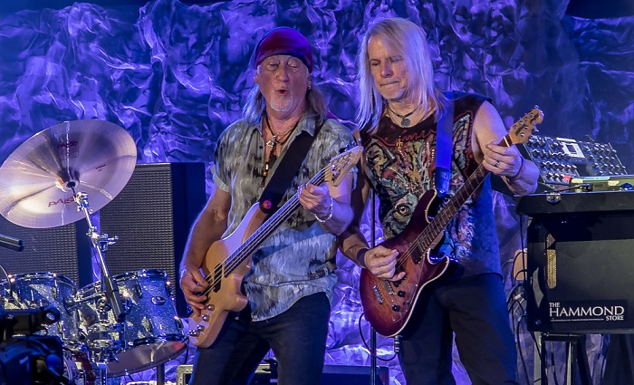 AccorHotels Arena (Palais Omnisports de Paris-Bercy): Deep Purple (+ Monster Truck) Paris