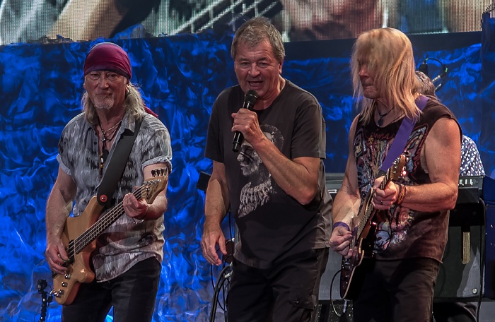 AccorHotels Arena (Palais Omnisports de Paris-Bercy): Deep Purple (+ Monster Truck) Paris