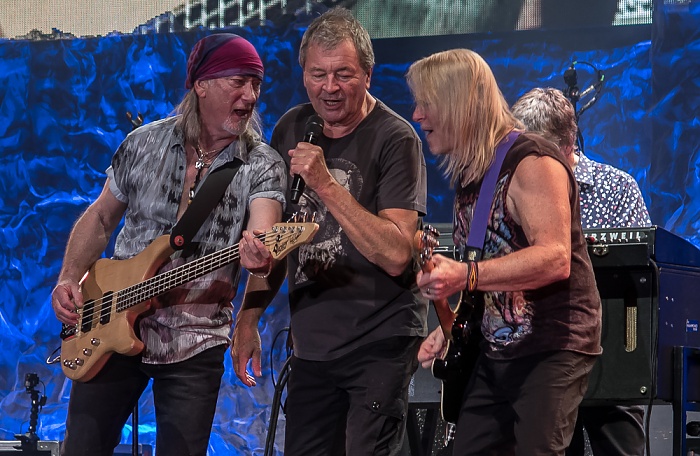 AccorHotels Arena (Palais Omnisports de Paris-Bercy): Deep Purple (+ Monster Truck) Paris