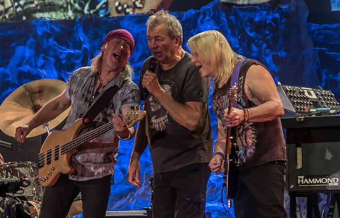 AccorHotels Arena (Palais Omnisports de Paris-Bercy): Deep Purple (+ Monster Truck) Paris