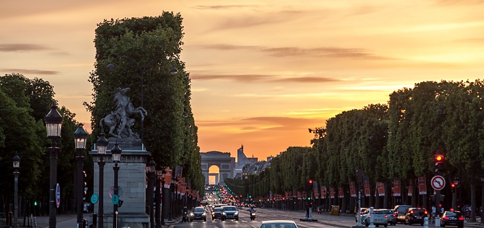 Avenue des Champs-Élysées, Arc de Triomphe Paris