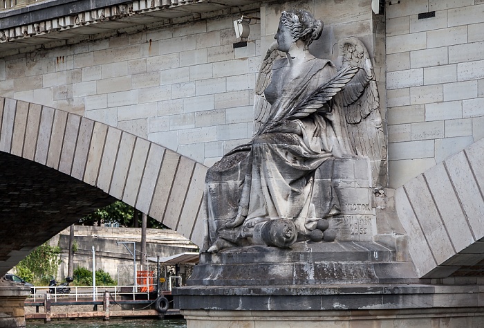 Seine, Pont des Invalides Paris