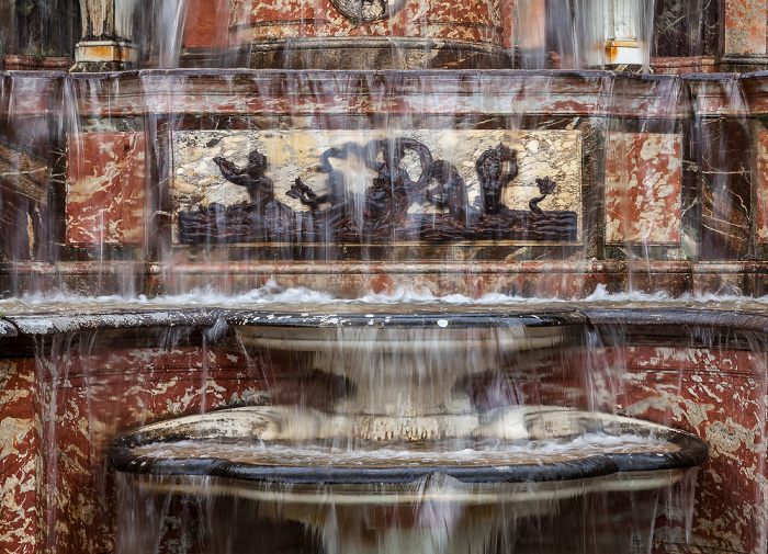 Grand Jardins du Grand Trianon: Buffet d'eau Versailles