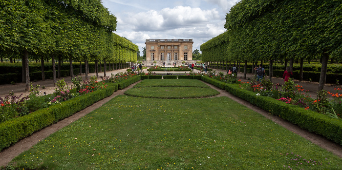Jardins du Petit Trianon, Château du Petit Trianon Versailles