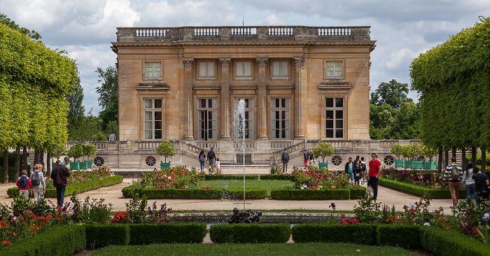 Jardins du Petit Trianon, Château du Petit Trianon Versailles