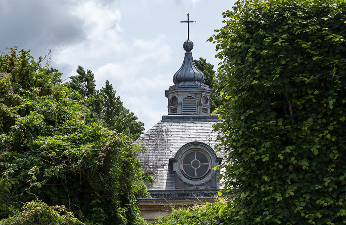 Jardins du Petit Jardins: Chapelle Versailles