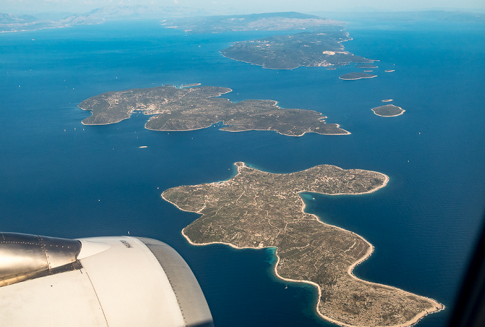 Gespanschaft Split-Dalmatien, Adriatisches Meer 2017-06-29 Flug DLH1716 München Franz Josef Strauß (MUC/EDDM) - Split (SPU/LDSP) Drvenik Mali Drvenik Veli Šolta