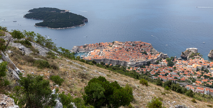 Dubrovnik Blick vom Brdo Srđ: Adriatisches Meer (Mittelmeer) mit Lokrum und Altstadt (Grad)