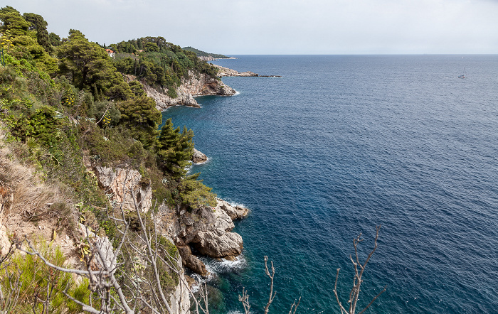 Blick von der Ulica branitelja Dubrovnika: Adriatisches Meer (Mittelmeer) Dubrovnik