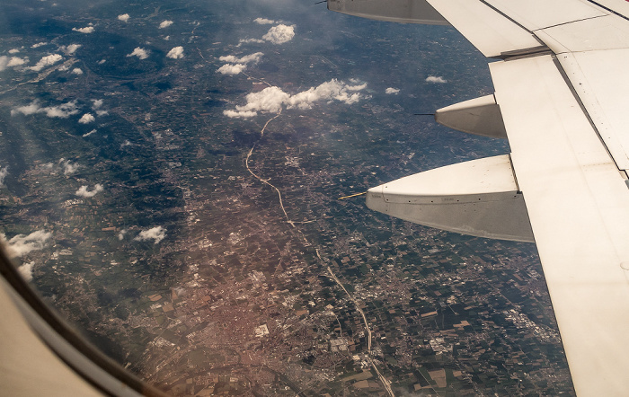 Venetien Strada provinciale 111 Nuova Gasparona 2017-07-15 Flug AZA437 München Franz Josef Strauß (MUC/EDDM) - Rom-Fiumicino (FCO/LIRF) Luftbild aerial photo