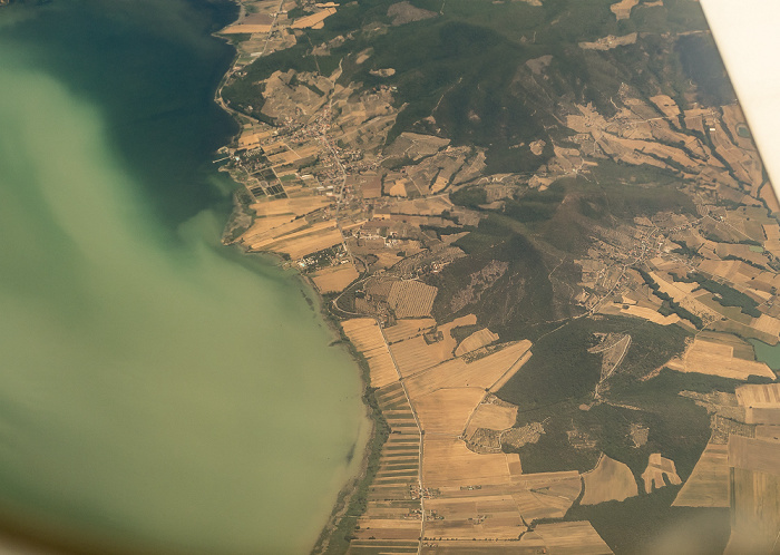 Umbrien Trasimenischer See (Lago Trasimeno) 2017-07-15 Flug AZA437 München Franz Josef Strauß (MUC/EDDM) - Rom-Fiumicino (FCO/LIRF) Luftbild aerial photo