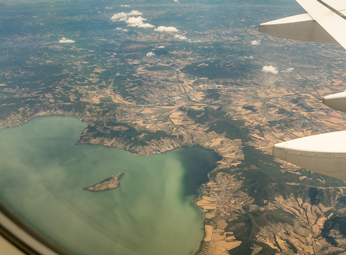 Trasimenischer See (Lago Trasimeno) mit der Isola Polvese Umbrien