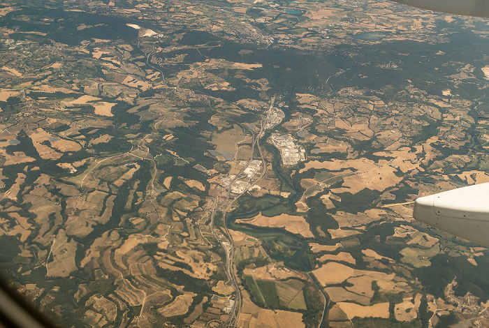Umbrien Narni 2017-07-15 Flug AZA437 München Franz Josef Strauß (MUC/EDDM) - Rom-Fiumicino (FCO/LIRF) Strada Statale 675 Umbro-Laziale Luftbild aerial photo