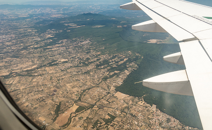 Latium 2017-07-15 Flug AZA437 München Franz Josef Strauß (MUC/EDDM) - Rom-Fiumicino (FCO/LIRF) Strada statale 2 Via Cassia Luftbild aerial photo