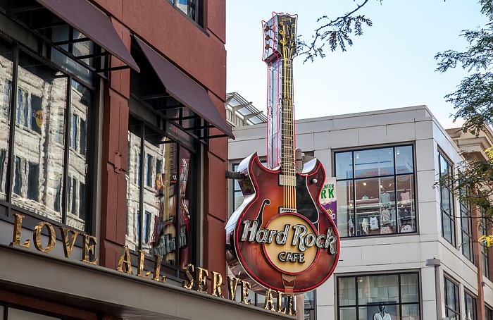 Downtown Denver: 16th Street Mall - Hard Rock Cafe Denver