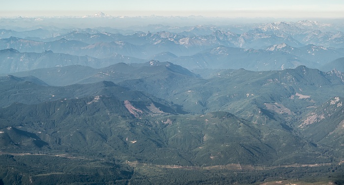 Washington King County: Cascade Range (Kaskadenkette) 2017-08-25 Flug DAL1873 Salt Lake City (KSLC) - Seattle/Tacoma (KSEA) Luftbild aerial photo