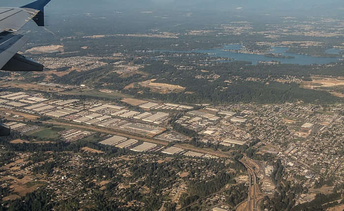 Washington Pierce County: Sumner 2017-08-25 Flug DAL1873 Salt Lake City (KSLC) - Seattle/Tacoma (KSEA) Lake Tapps Luftbild aerial photo