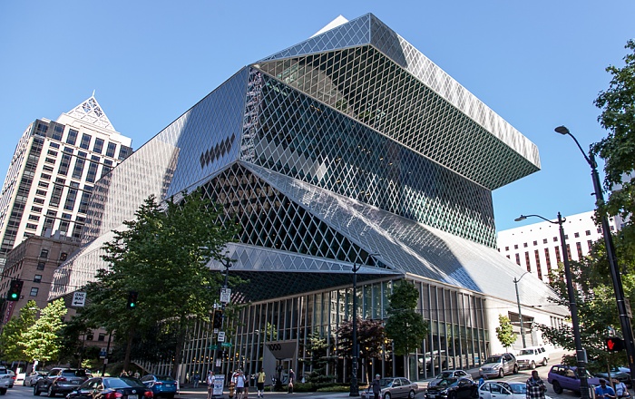 Downtown Seattle: 4th Avenue / Madison Street - Seattle Central Library William Kenzo Nakamura United States Courthouse