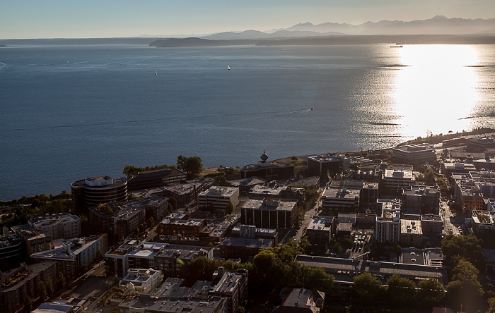 Seattle Blick von der Space Needle: Elliott Bay (Puget Sound) Lower Queen Anne