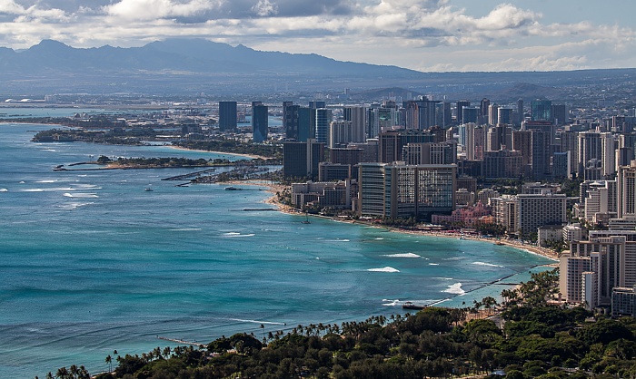 Blick vom Diamond Head: Pazifik und Honolulu Honolulu