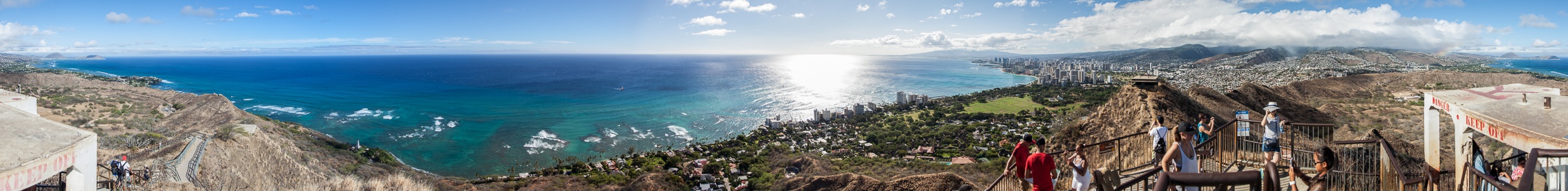 Blick vom Diamond Head: Pazifik und Honolulu Honolulu