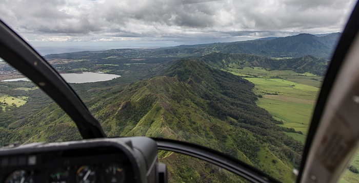 Kauai Blick aus dem Hubschrauber: Hoary Head Ridge Waita Reservoir Luftbild aerial photo