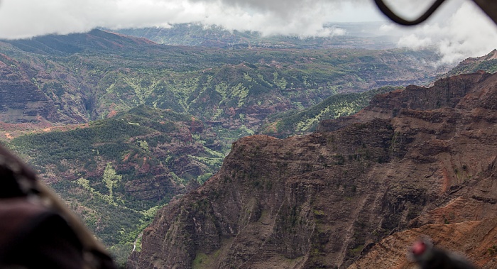 Blick aus dem Hubschrauber: Waimea Canyon Kauai