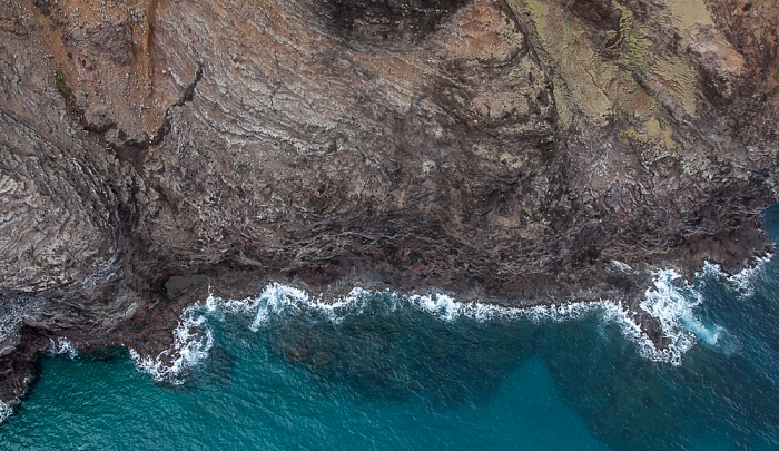 Blick aus dem Hubschrauber: Pazifik, Na Pali Coast Kauai