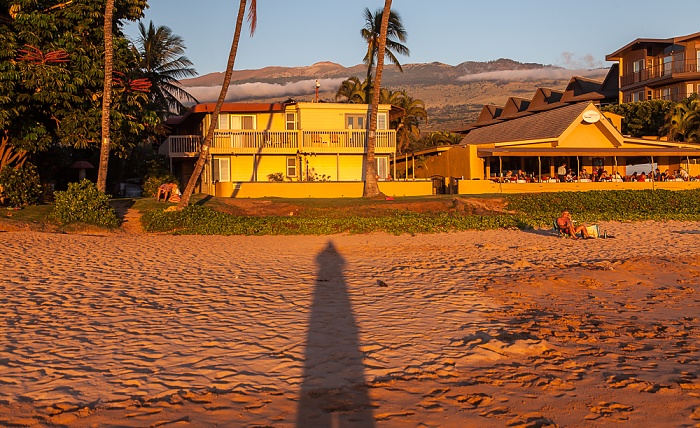 Keawakapu Beach, Maui Oceanfront Days Inn, Sarento's On the Beach (rechts) Kihei