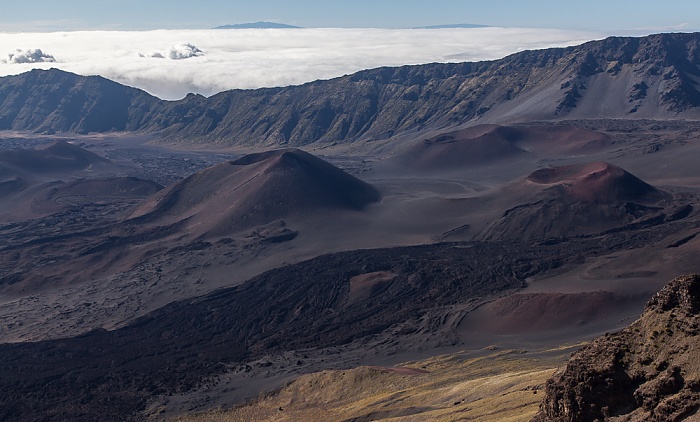 Blick vom Leleiwi Overlook: Haleakala Crater (East Maui Volcano) Haleakala National Park