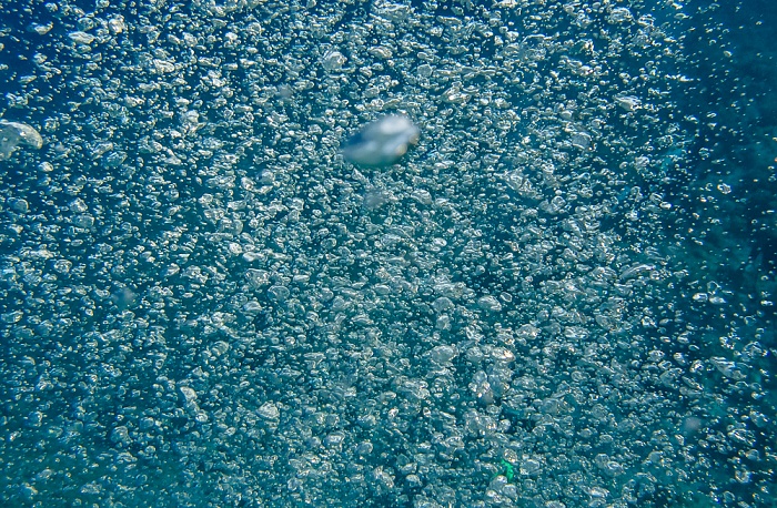 Molokini Alalakeiki Channel (Pazifik): Luftblasen