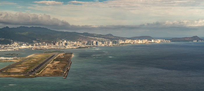 Honolulu Daniel K. Inouye International Airport Luftbild aerial photo