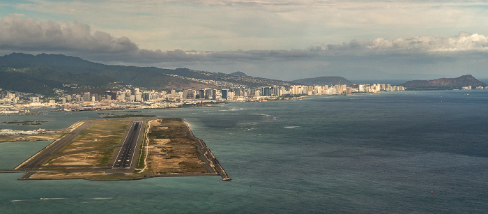 Honolulu Daniel K. Inouye International Airport Luftbild aerial photo