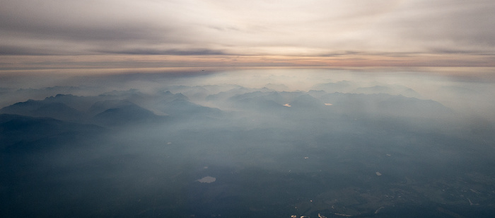 Washington Cascade Range (Kaskadenkette) 2017-09-16 Flug ICE684 Seattle/Tacoma (KSEA) - Keflavík (KEF/BIKF) Luftbild aerial photo