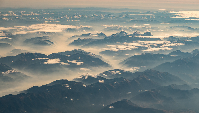 British Columbia Rocky Mountains 2017-09-16 Flug ICE684 Seattle/Tacoma (KSEA) - Keflavík (KEF/BIKF) Luftbild aerial photo