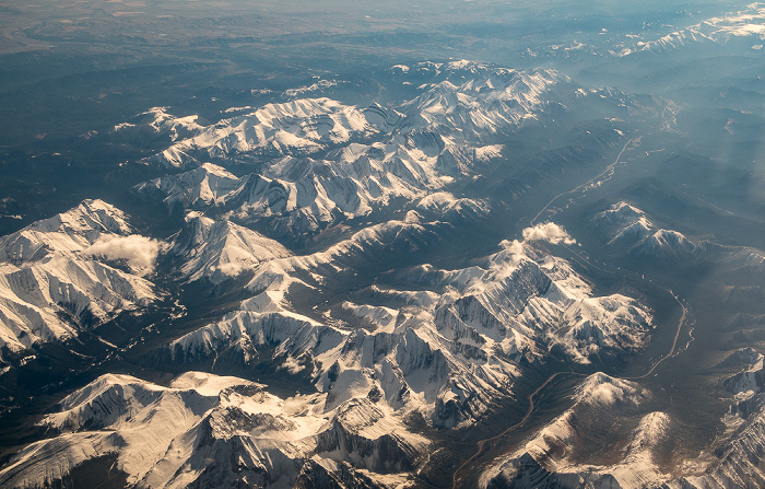 Alberta Rocky Mountains 2017-09-16 Flug ICE684 Seattle/Tacoma (KSEA) - Keflavík (KEF/BIKF) Storm Creek Luftbild aerial photo