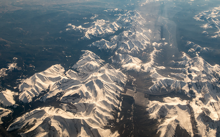 Alberta Rocky Mountains 2017-09-16 Flug ICE684 Seattle/Tacoma (KSEA) - Keflavík (KEF/BIKF) Luftbild aerial photo