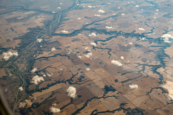 Red Deer River (links), Rosebud River (oben rechts) Alberta