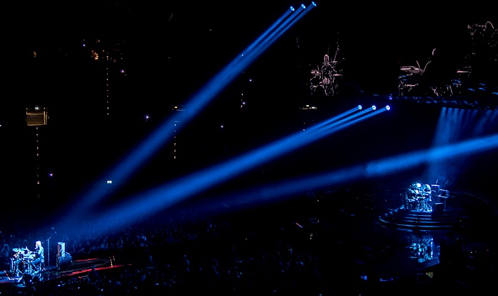 Olympiahalle: Queen + Adam Lambert München Roger Taylor, Tyler Warren