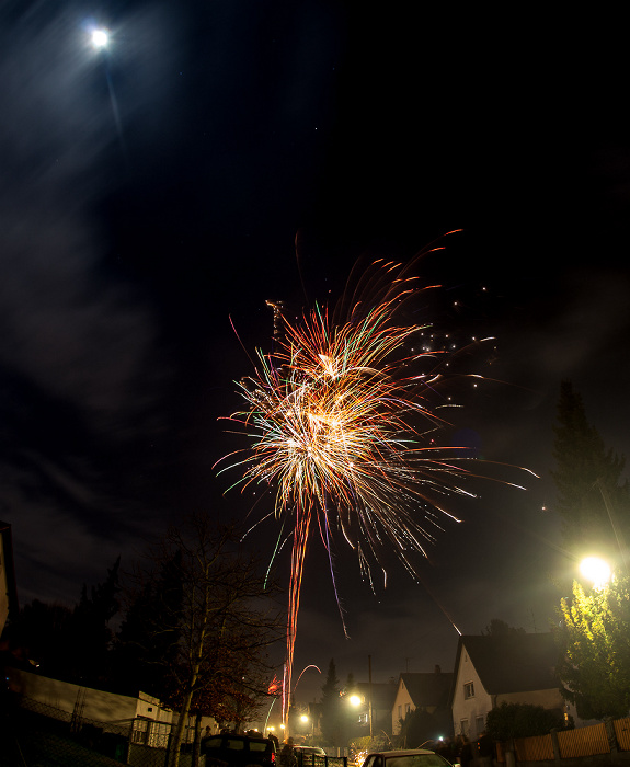 München Gratlspitzstraße: Neujahr-Feuerwerk Gratlspitzstraße 40