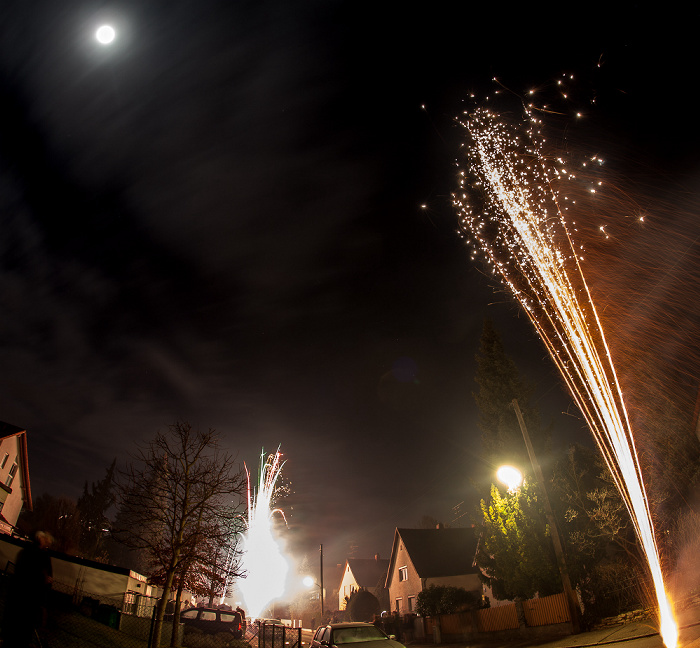 München Gratlspitzstraße: Neujahr-Feuerwerk Gratlspitzstraße 40