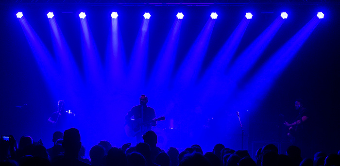 Neue Theaterfabrik: Blue October München