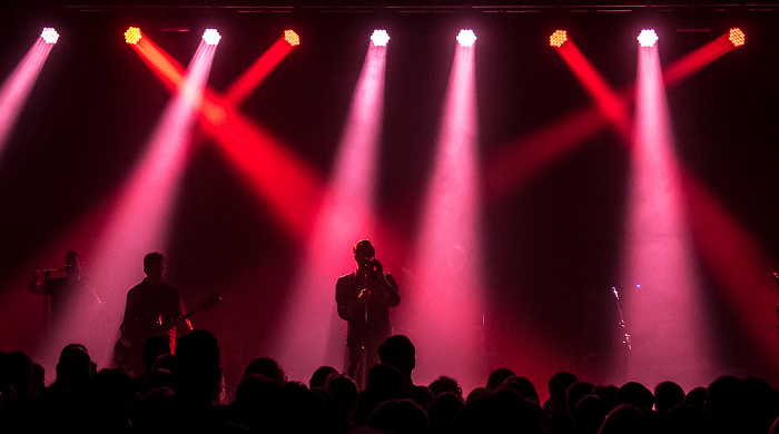 Neue Theaterfabrik: Blue October München